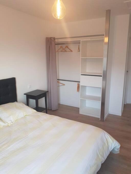 Grand Appartement, Lumineux Miniac-Morvan Luaran gambar